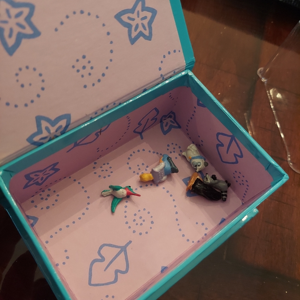 Disney Pocahontas Mini Figurine SetSOLD - Picture 7 of 17
